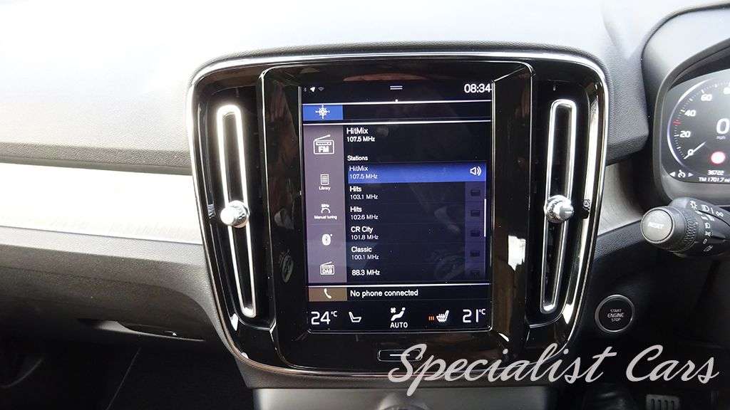 2019 VOLVO XC40 2019 VOLVO XC40