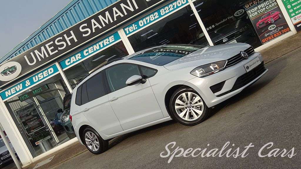 2017 VOLKSWAGEN GOLF SV 2017 VOLKSWAGEN GOLF SV