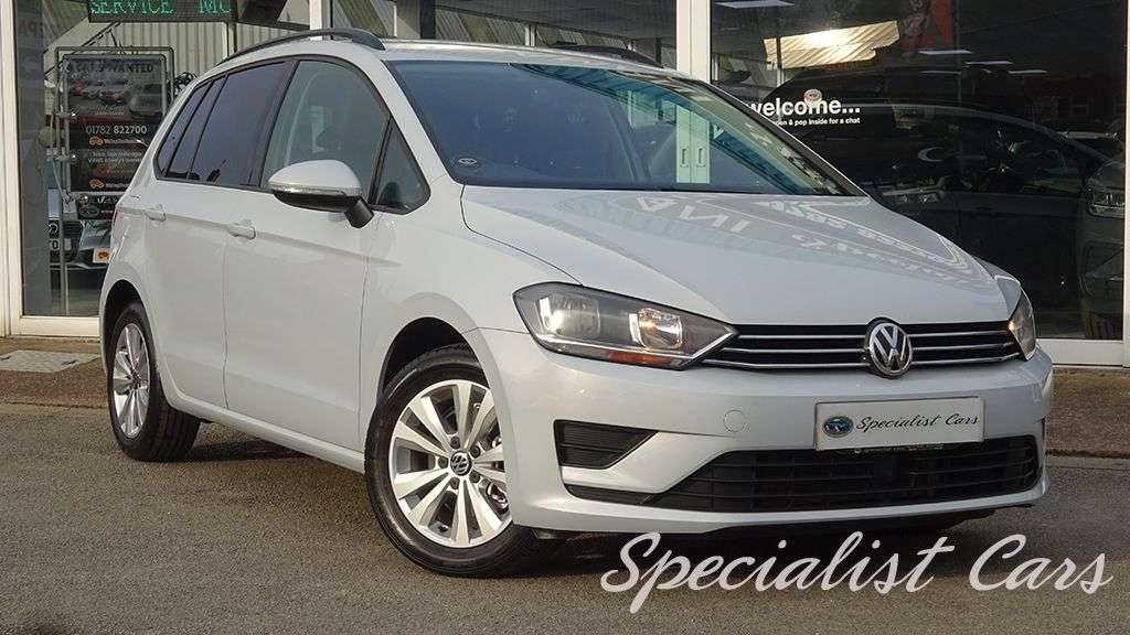 2017 VOLKSWAGEN GOLF SV 2017 VOLKSWAGEN GOLF SV