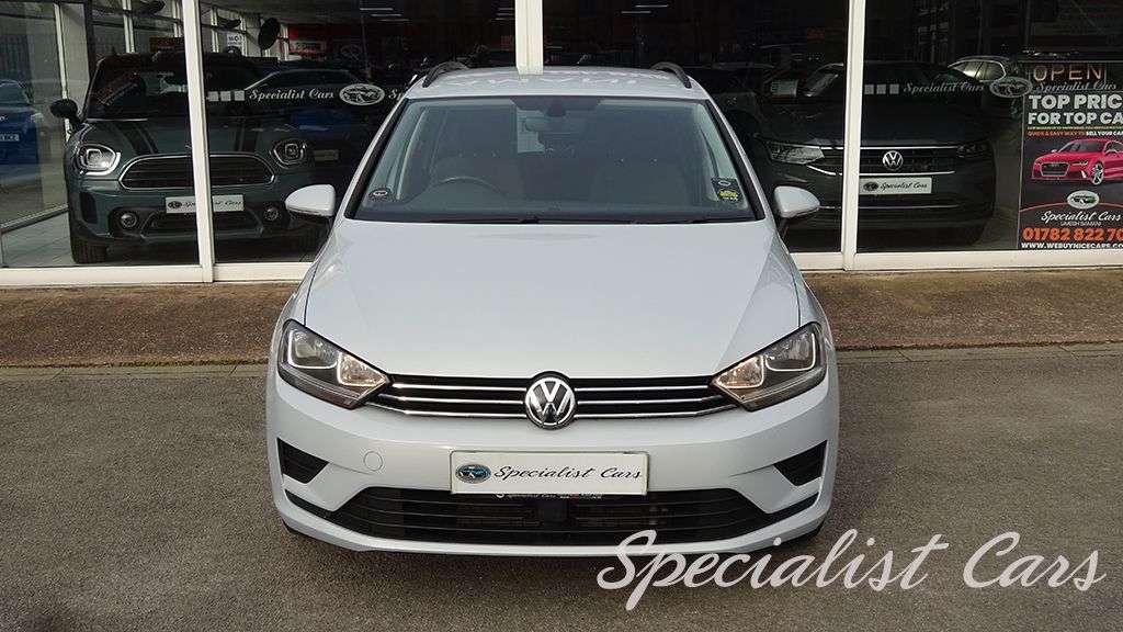 2017 VOLKSWAGEN GOLF SV 2017 VOLKSWAGEN GOLF SV