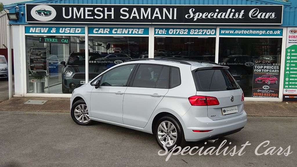 2017 VOLKSWAGEN GOLF SV 2017 VOLKSWAGEN GOLF SV