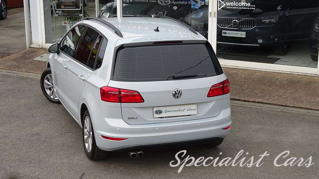 2017 VOLKSWAGEN GOLF SV 2017 VOLKSWAGEN GOLF SV