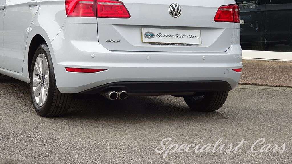 2017 VOLKSWAGEN GOLF SV 2017 VOLKSWAGEN GOLF SV
