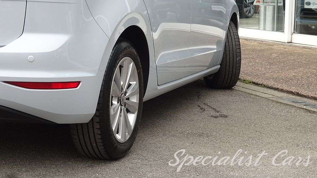 2017 VOLKSWAGEN GOLF SV 2017 VOLKSWAGEN GOLF SV