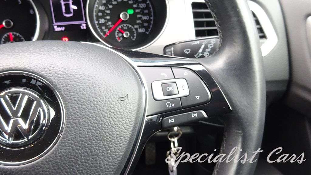 2017 VOLKSWAGEN GOLF SV 2017 VOLKSWAGEN GOLF SV