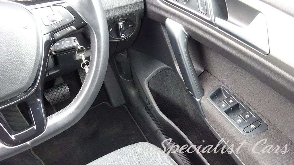 2017 VOLKSWAGEN GOLF SV 2017 VOLKSWAGEN GOLF SV