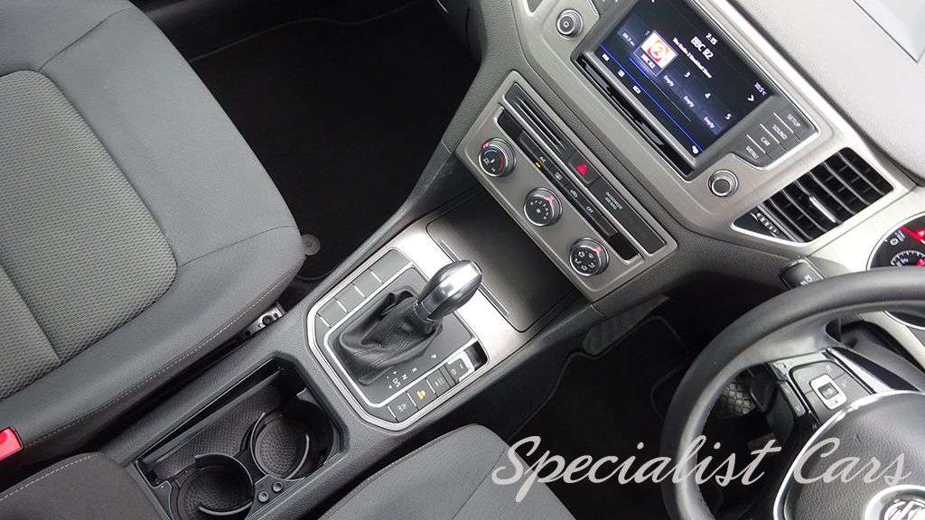 2017 VOLKSWAGEN GOLF SV 2017 VOLKSWAGEN GOLF SV