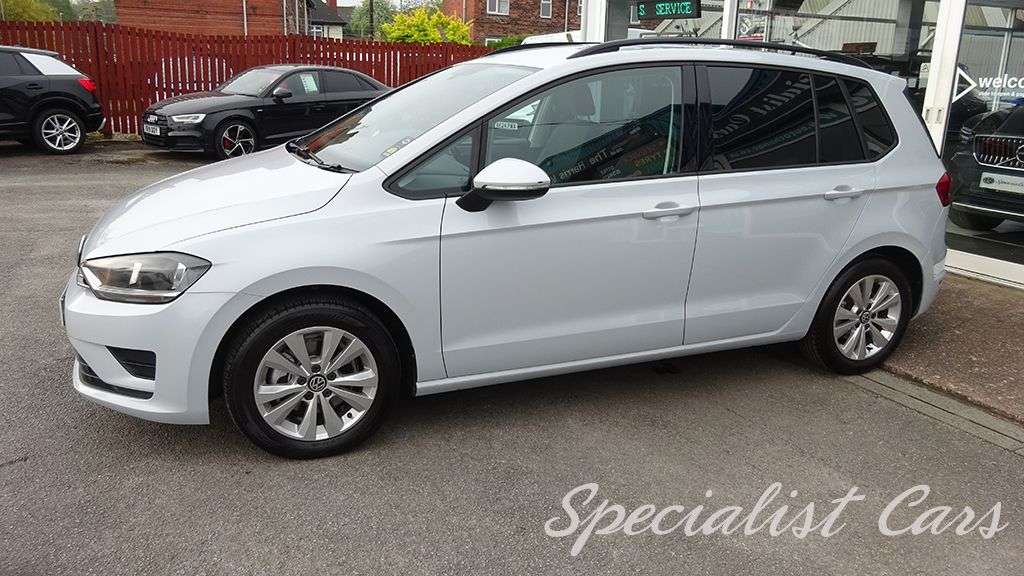 2017 VOLKSWAGEN GOLF SV 2017 VOLKSWAGEN GOLF SV
