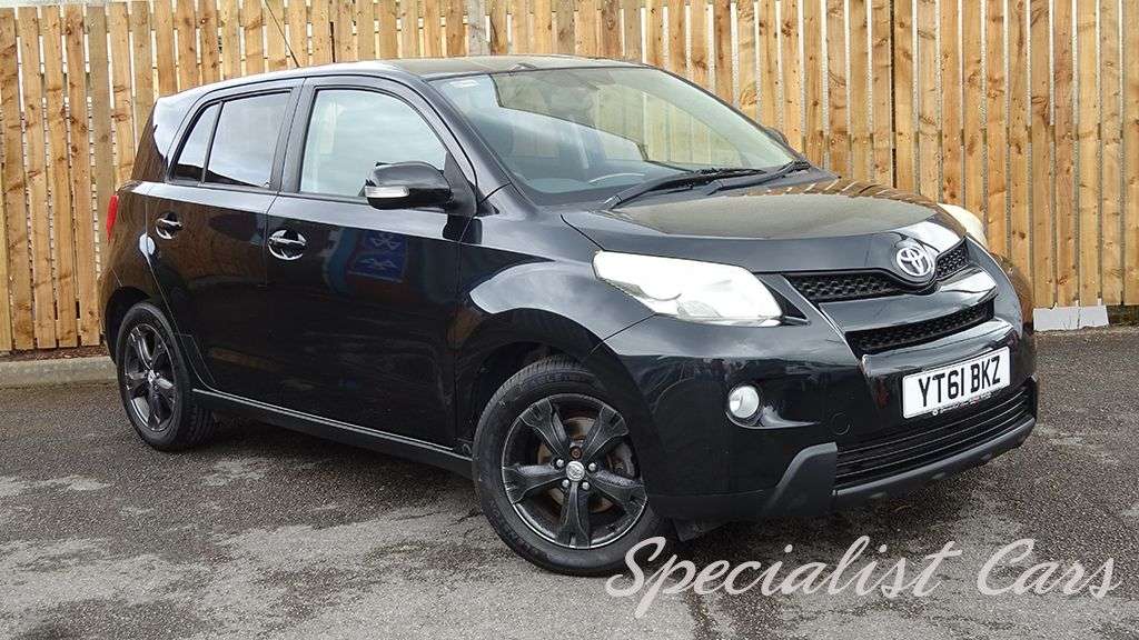 A 2011 TOYOTA URBAN CRUISER 1.33 Dual VVT-i SUV 5dr Petrol Manual Euro 4 (s/s) (101 ps) A 2011 TOYOTA URBAN CRUISER 1.33 Dual VVT-i SUV 5dr Petrol Manual Euro 4 (s/s) (101 ps)