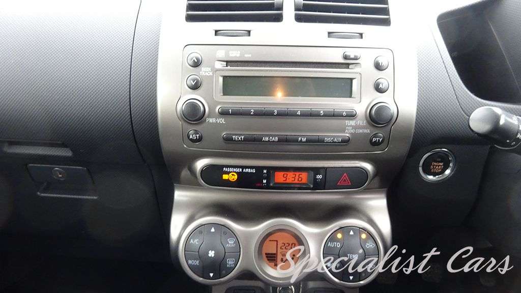 2011 TOYOTA URBAN CRUISER 2011 TOYOTA URBAN CRUISER