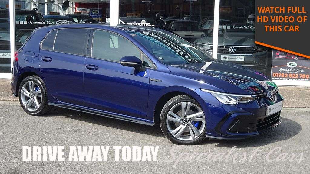 A 2022 VOLKSWAGEN GOLF 1.5 TSI R-Line Hatchback 5dr Petrol Manual Euro 6 (s/s) (130 ps) A 2022 VOLKSWAGEN GOLF 1.5 TSI R-Line Hatchback 5dr Petrol Manual Euro 6 (s/s) (130 ps)