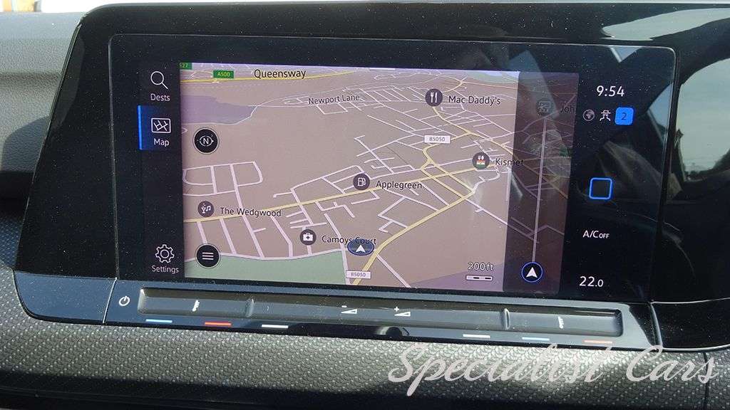 A 2022 VOLKSWAGEN GOLF 1.5 TSI R-Line Hatchback 5dr Petrol Manual Euro 6 (s/s) (130 ps) A 2022 VOLKSWAGEN GOLF 1.5 TSI R-Line Hatchback 5dr Petrol Manual Euro 6 (s/s) (130 ps)