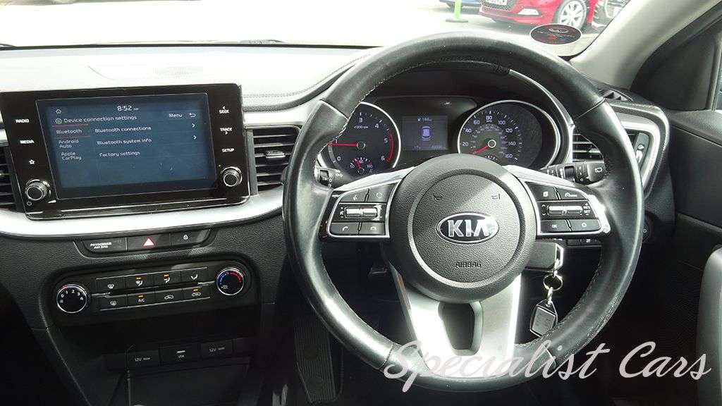 2020 KIA XCEED 2020 KIA XCEED