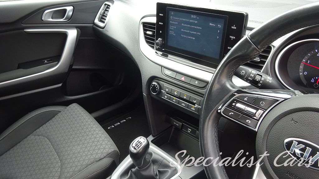 2020 KIA XCEED 2020 KIA XCEED