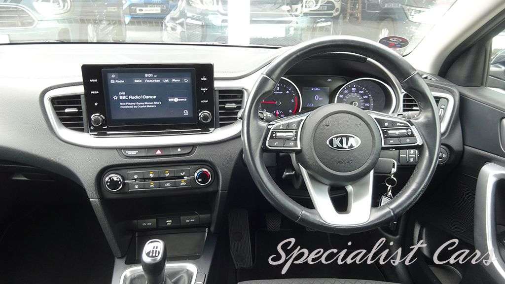 2020 KIA XCEED 2020 KIA XCEED