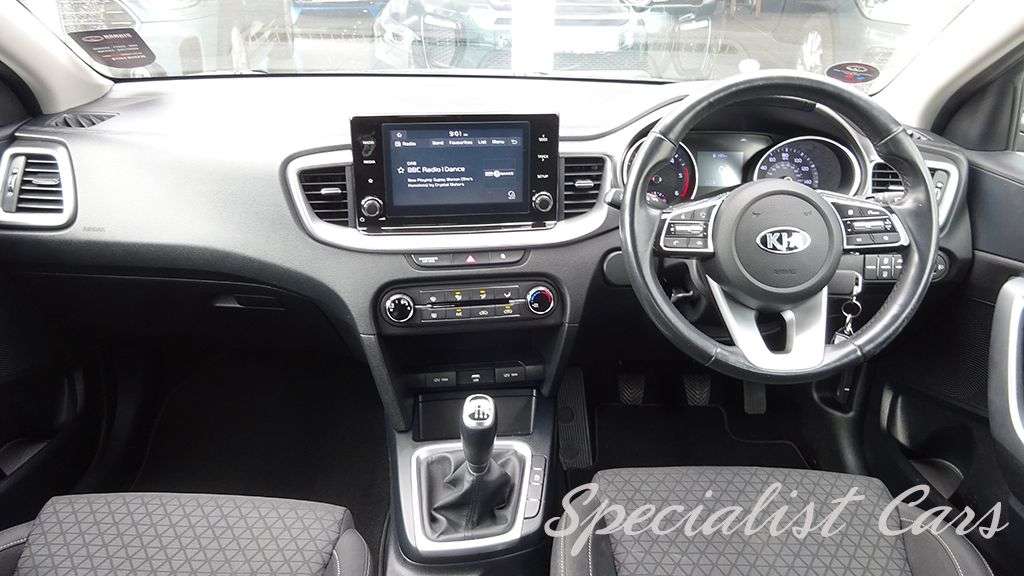 2020 KIA XCEED 2020 KIA XCEED