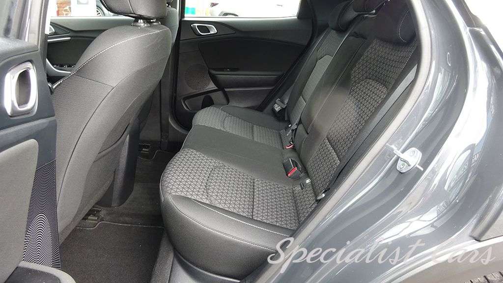 2020 KIA XCEED 2020 KIA XCEED