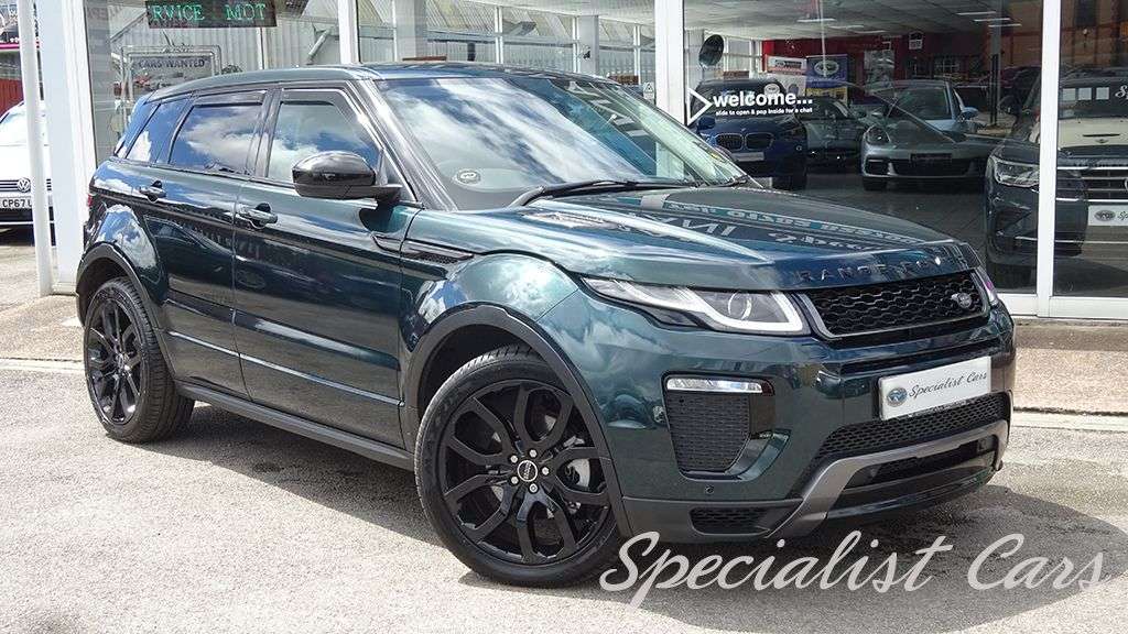 A 2015 LAND ROVER RANGE ROVER EVOQUE 2.0 TD4 HSE Dynamic SUV 5dr Diesel Auto 4WD Euro 6 (s/s) (180 ps) A 2015 LAND ROVER RANGE ROVER EVOQUE 2.0 TD4 HSE Dynamic SUV 5dr Diesel Auto 4WD Euro 6 (s/s) (180 ps)