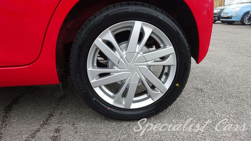 2015 TOYOTA AYGO 2015 TOYOTA AYGO