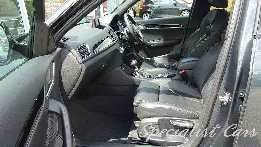 2017 AUDI Q3 2017 AUDI Q3