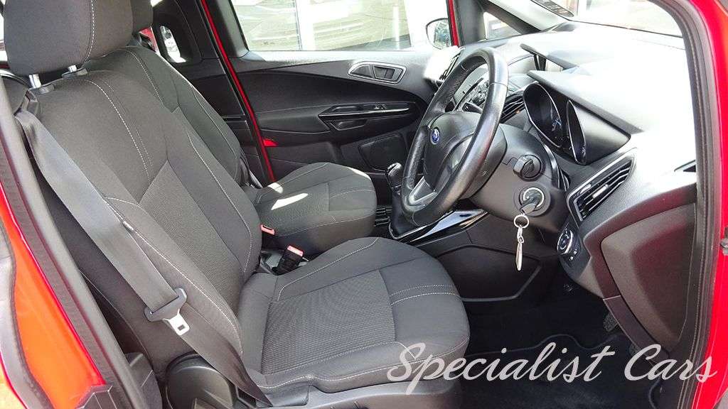 A 2013 FORD B-MAX 1.0T EcoBoost Zetec MPV 5dr Petrol Manual Euro 5 (100 ps) A 2013 FORD B-MAX 1.0T EcoBoost Zetec MPV 5dr Petrol Manual Euro 5 (100 ps)