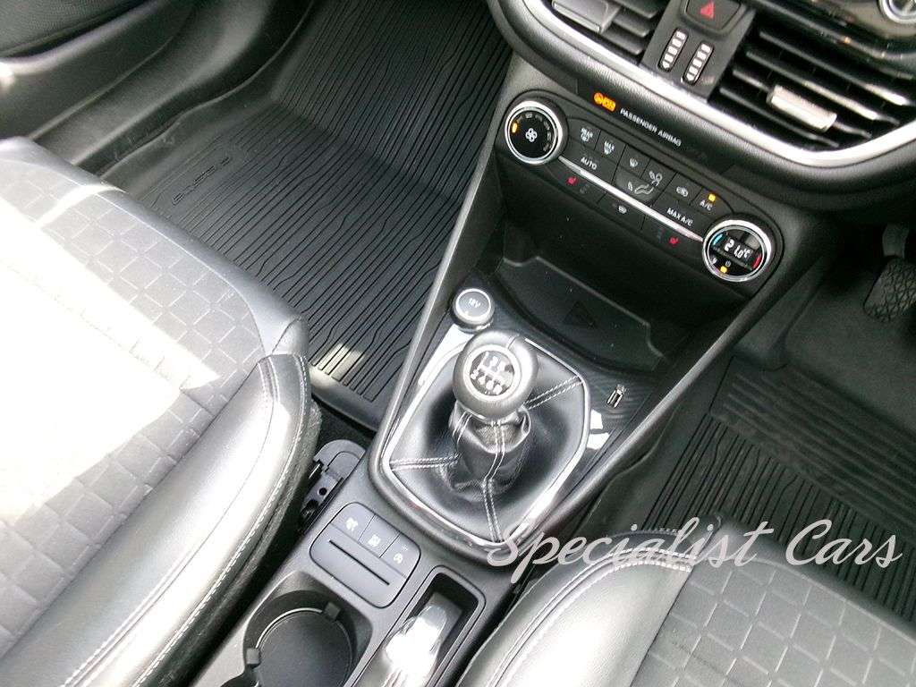 2018 FORD FIESTA 2018 FORD FIESTA