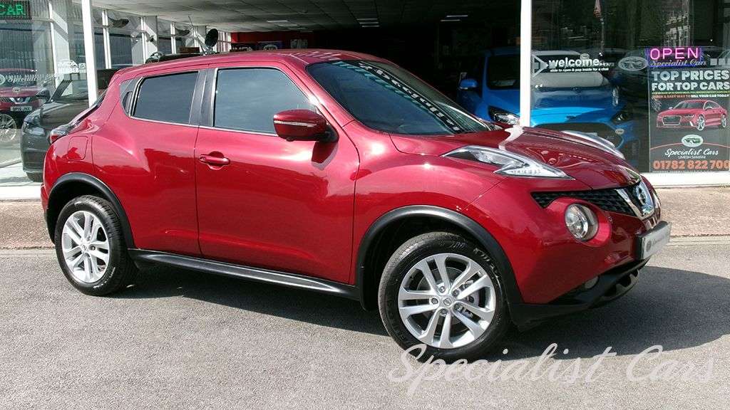 A 2017 NISSAN JUKE 1.2 DIG-T N-Connecta SUV 5dr Petrol Manual Euro 6 (s/s) (115 ps) A 2017 NISSAN JUKE 1.2 DIG-T N-Connecta SUV 5dr Petrol Manual Euro 6 (s/s) (115 ps)