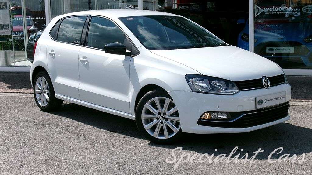 A 2016 VOLKSWAGEN POLO 1.2 TSI BlueMotion Tech Match Hatchback 5dr Petrol Manual Euro 6 (s/s) (90 A 2016 VOLKSWAGEN POLO 1.2 TSI BlueMotion Tech Match Hatchback 5dr Petrol Manual Euro 6 (s/s) (90