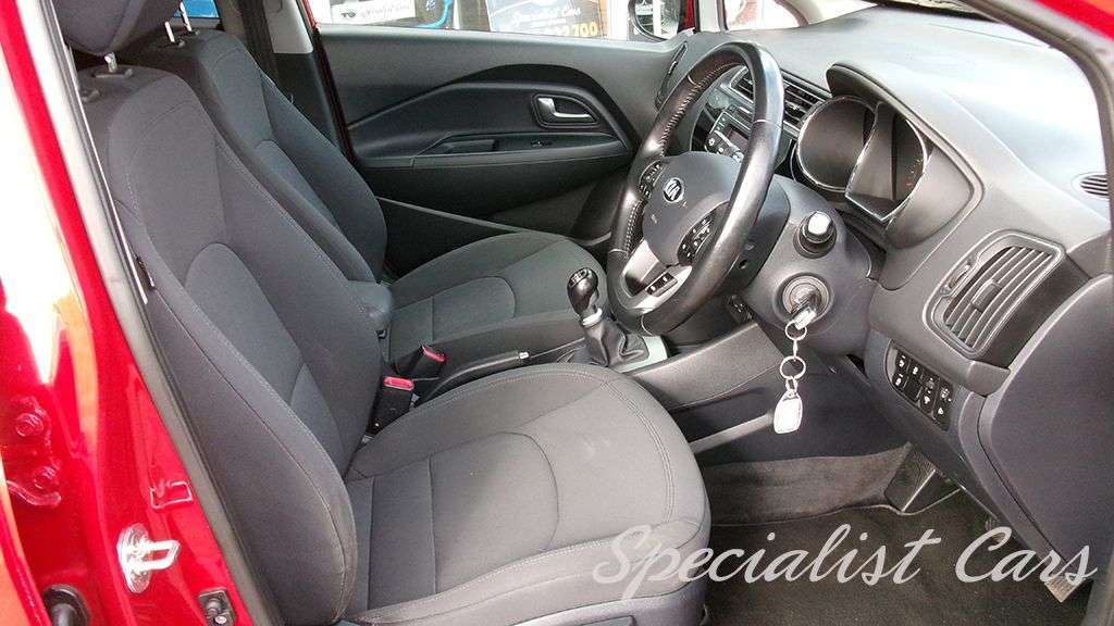 2016 KIA RIO 2016 KIA RIO