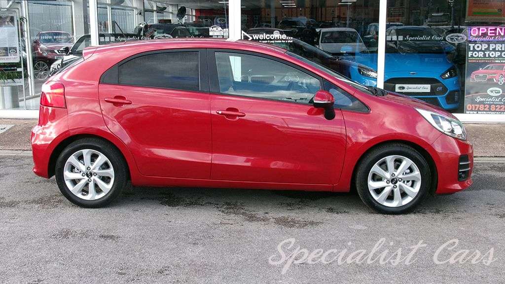 2016 KIA RIO 2016 KIA RIO