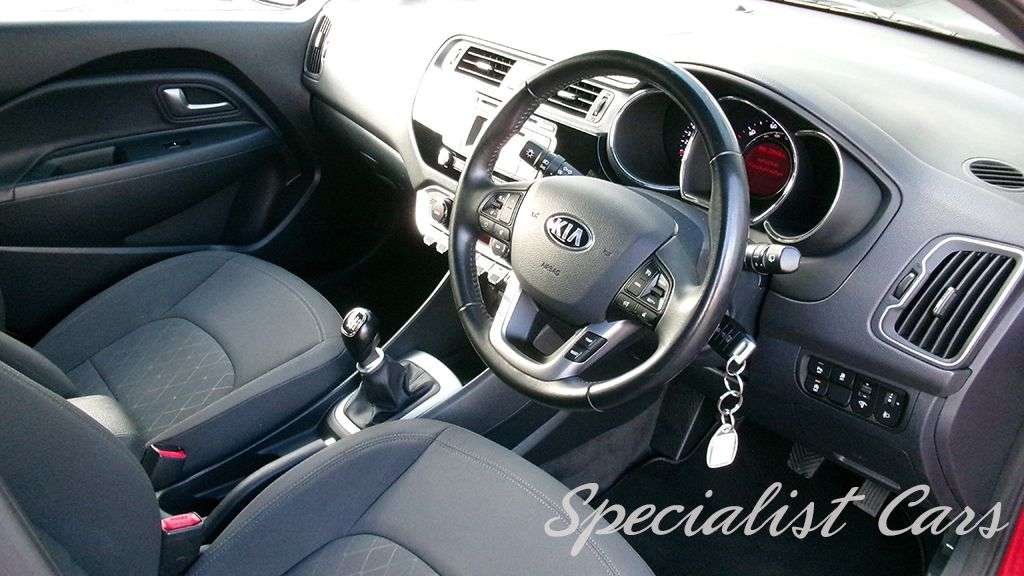 2016 KIA RIO 2016 KIA RIO