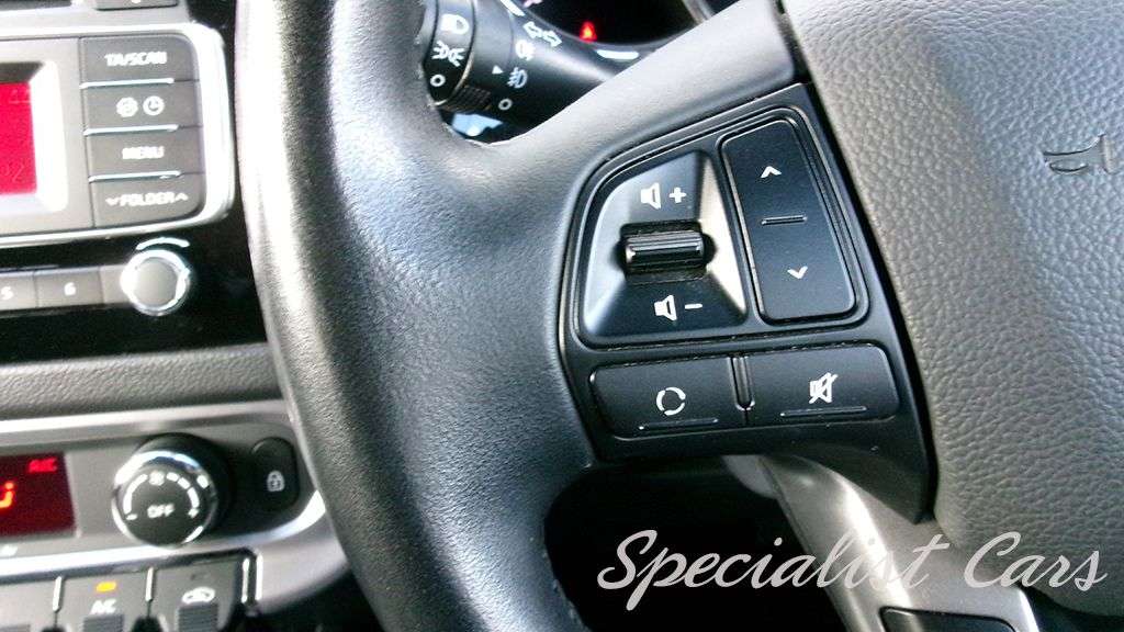 2016 KIA RIO 2016 KIA RIO
