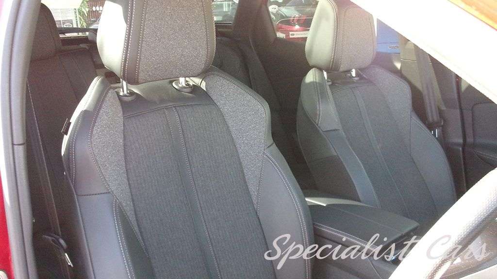 2019 PEUGEOT 3008 2019 PEUGEOT 3008