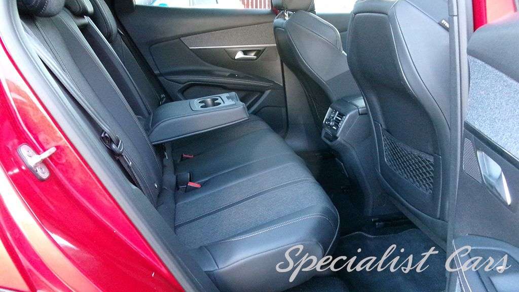 2019 PEUGEOT 3008 2019 PEUGEOT 3008