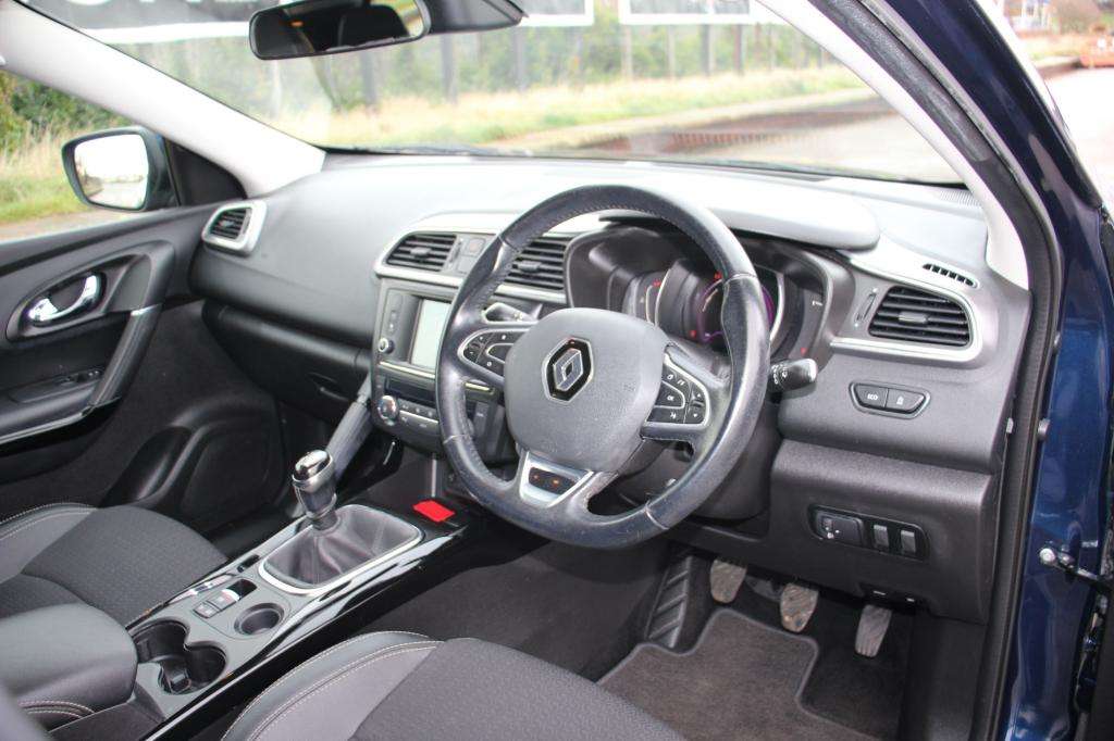 2017 RENAULT KADJAR 2017 RENAULT KADJAR