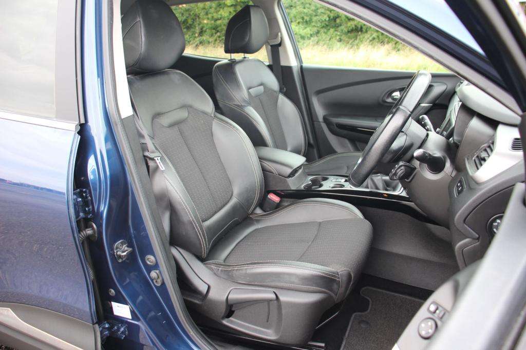 2017 RENAULT KADJAR 2017 RENAULT KADJAR