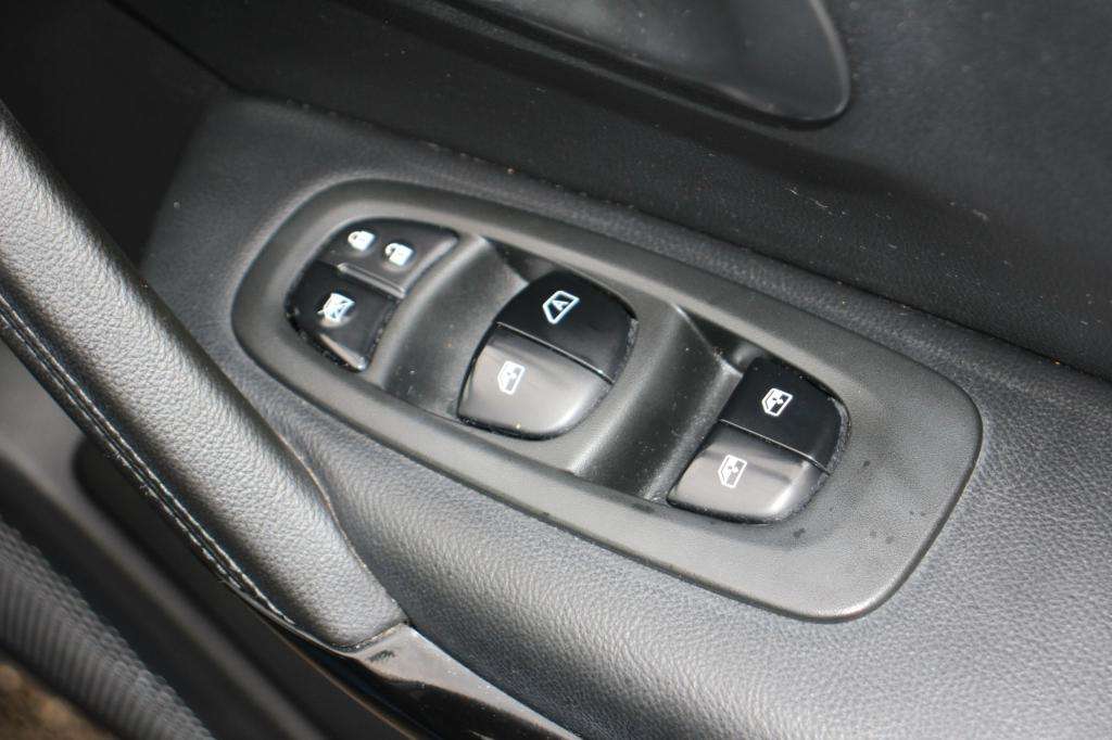 2017 RENAULT KADJAR 2017 RENAULT KADJAR