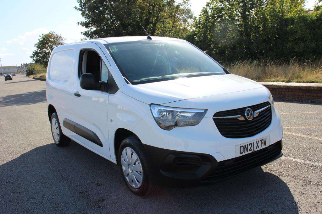 A 2021 VAUXHALL COMBO 2300 Dynamic Td A 2021 VAUXHALL COMBO 2300 Dynamic Td
