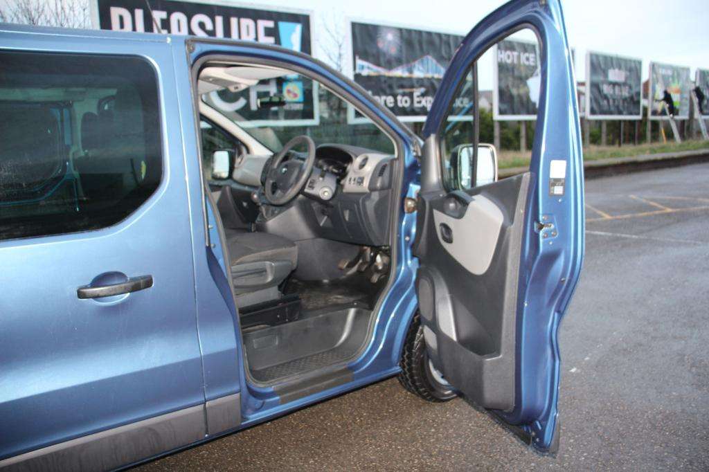2016 RENAULT TRAFIC 2016 RENAULT TRAFIC