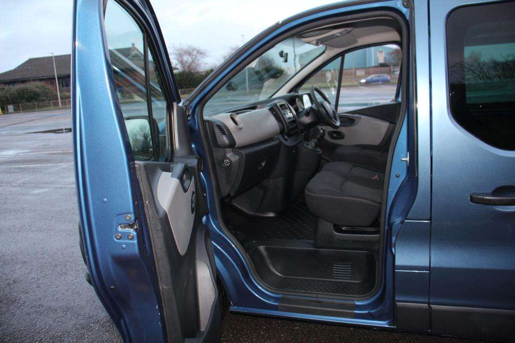 2016 RENAULT TRAFIC 2016 RENAULT TRAFIC