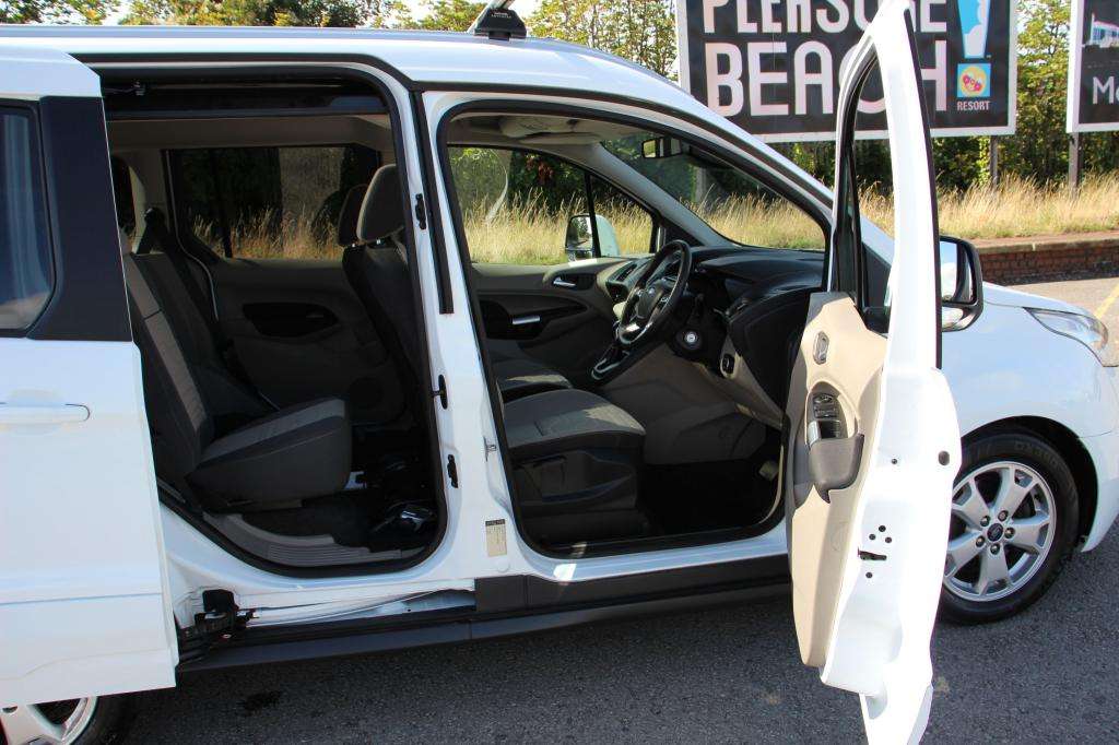 2015 FORD TOURNEO CONNECT 2015 FORD TOURNEO CONNECT
