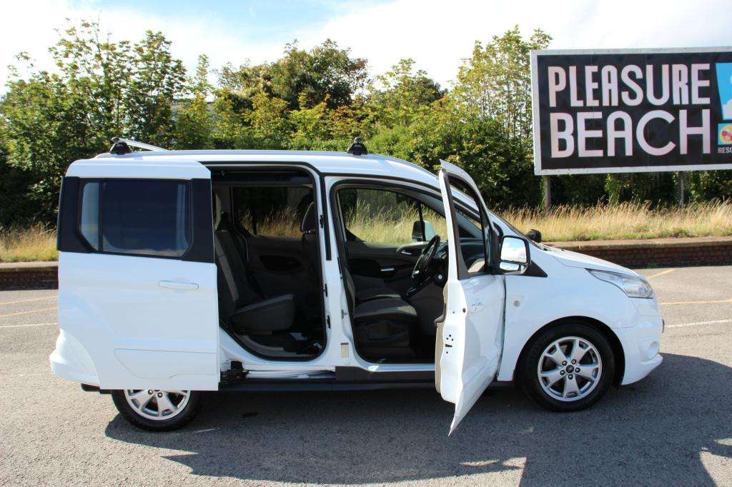 2015 FORD TOURNEO CONNECT 2015 FORD TOURNEO CONNECT