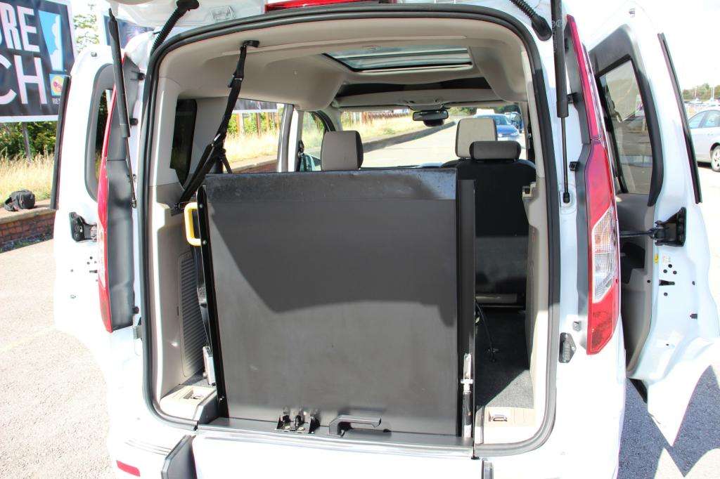 2015 FORD TOURNEO CONNECT 2015 FORD TOURNEO CONNECT