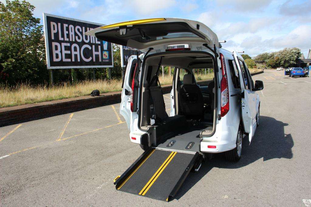 2015 FORD TOURNEO CONNECT 2015 FORD TOURNEO CONNECT