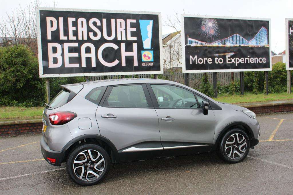 2017 RENAULT CAPTUR 2017 RENAULT CAPTUR