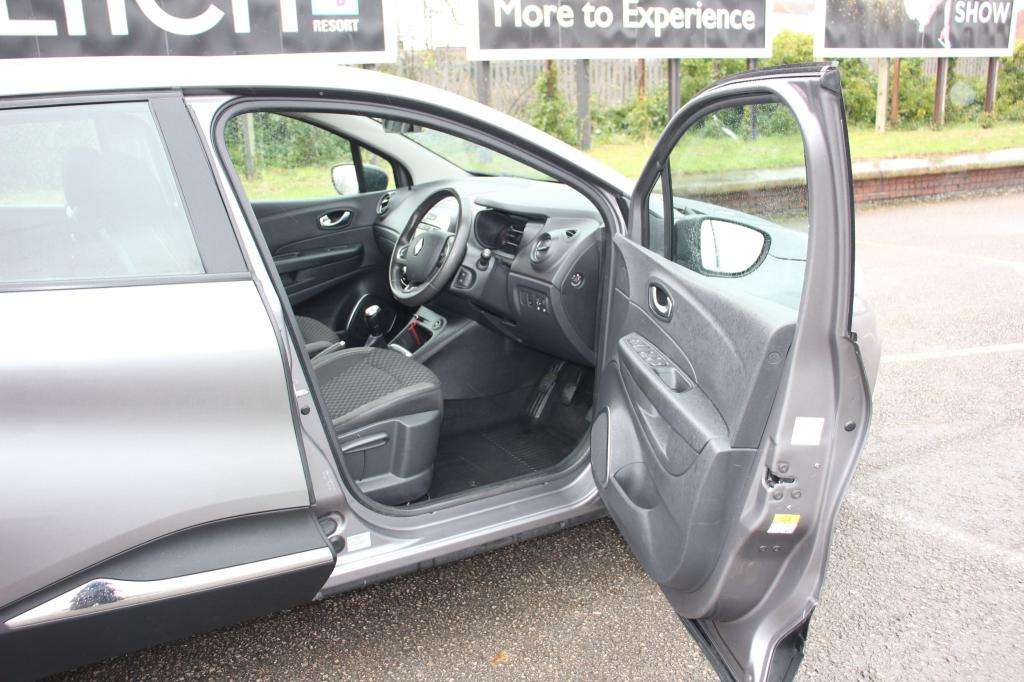 2017 RENAULT CAPTUR 2017 RENAULT CAPTUR