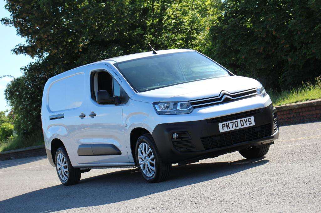 A 2020 CITROEN BERLINGO 950 Enterprise Blue Hdi S/s A 2020 CITROEN BERLINGO 950 Enterprise Blue Hdi S/s