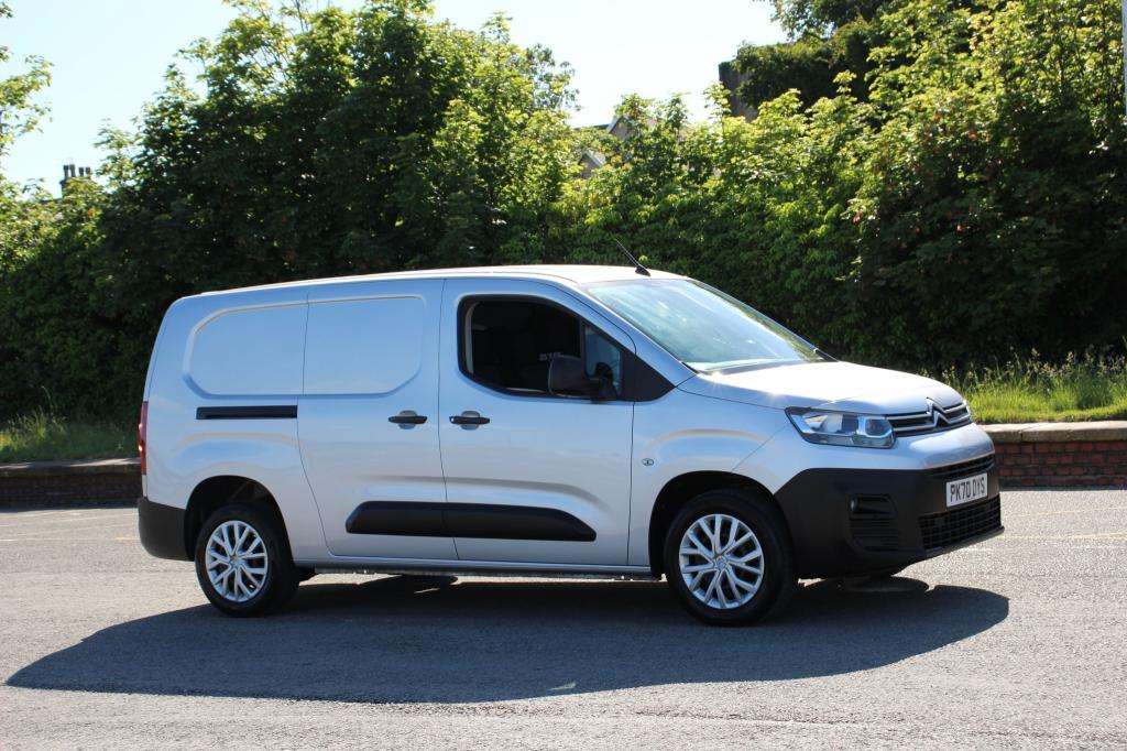 A 2020 CITROEN BERLINGO 950 Enterprise Blue Hdi S/s A 2020 CITROEN BERLINGO 950 Enterprise Blue Hdi S/s