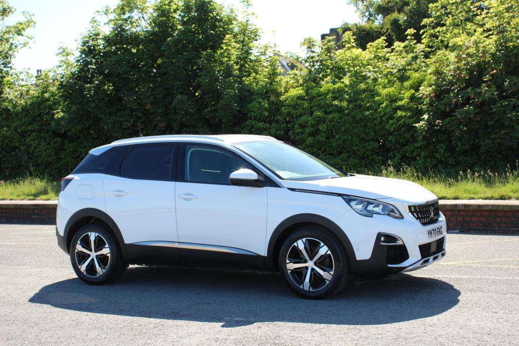 A 2020 PEUGEOT 3008 Allure Blue Hdi S/s A 2020 PEUGEOT 3008 Allure Blue Hdi S/s