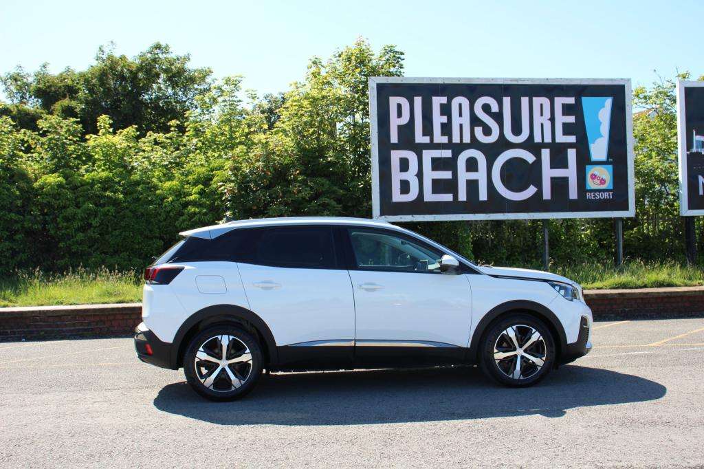 2020 PEUGEOT 3008 2020 PEUGEOT 3008